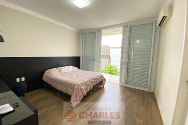 Casa &agrave; venda - 369m&sup2; - Centro