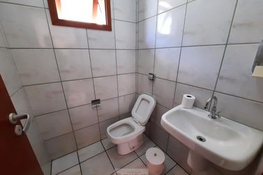 Casa para alugar - 10m&sup2; - Centro