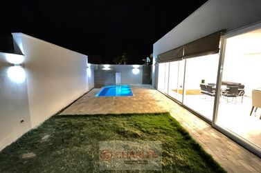 Casa &agrave; venda - 400m&sup2; - Centro