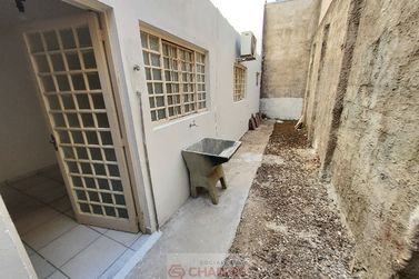 Sal&atilde;o Comercial para alugar - 302m&sup2; - Centro