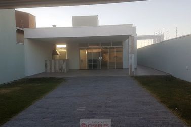 Casa &agrave; venda - 120m&sup2; - Centro