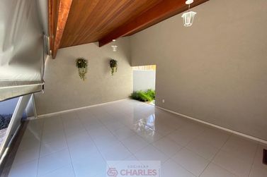 S&iacute;tio &agrave; venda - 312m&sup2; - Centro