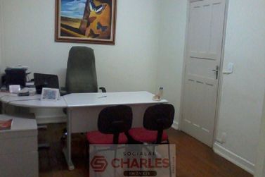 Casa &agrave; venda - 345m&sup2; - Centro