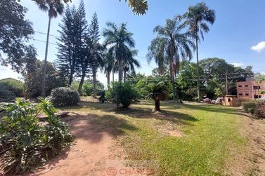 S&iacute;tio &agrave; venda - 634m&sup2; - Centro