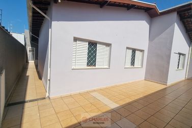 Casa &agrave; venda - 222m&sup2; - Centro