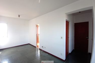 Apartamento &agrave; venda - 58m&sup2; - Centro