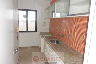 Apartamento &agrave; venda - 180m&sup2; - Centro