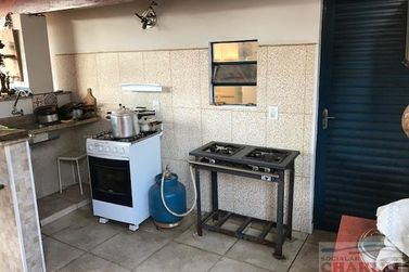 Casa &agrave; venda - 233m&sup2; - Centro