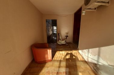 Casa &agrave; venda - 230m&sup2; - Centro