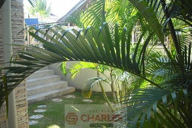 Casa &agrave; venda - 425m&sup2; - Centro
