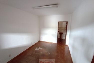 Sal&atilde;o Comercial para alugar - 207m&sup2; - Centro