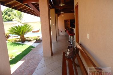 Casa &agrave; venda - 302m&sup2; - Centro