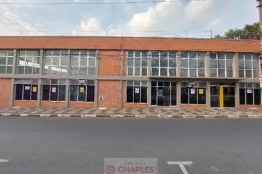 Sala Comercial para alugar - 622m&sup2; - Centro