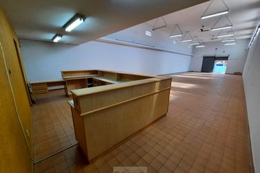 Sala Comercial para alugar - 228m&sup2; - Centro