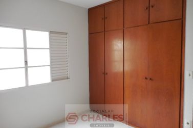 Casa &agrave; venda - 243m&sup2; - Centro
