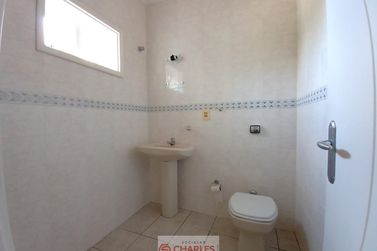 Casa &agrave; venda - 600m&sup2; - Centro