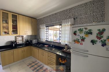 Casa &agrave; venda - 120m&sup2; - Centro