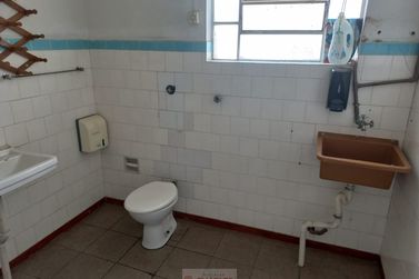 Casa para alugar - 10m&sup2; - Centro