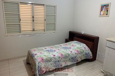 Casa &agrave; venda - 220m&sup2; - Centro