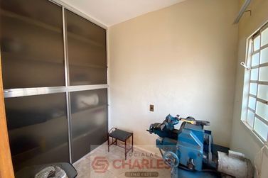 Casa &agrave; venda - 281m&sup2; - Centro