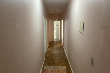 Casa &agrave; venda - 238m&sup2; - Centro