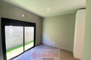 Casa &agrave; venda - 300m&sup2; - Centro