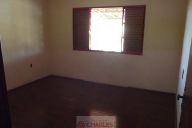 Casa &agrave; venda - 348m&sup2; - Centro