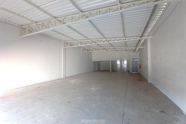 Sal&atilde;o Comercial para alugar - 274m&sup2; - Centro