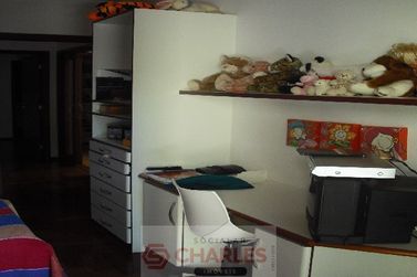 Casa &agrave; venda - 425m&sup2; - Centro