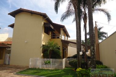 Casa &agrave; venda - 283m&sup2; - Centro