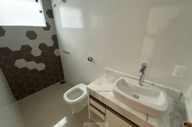 Casa &agrave; venda - 230m&sup2; - Centro