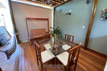 Casa &agrave; venda - 180m&sup2; - Centro