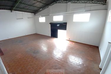 Sal&atilde;o Comercial para alugar - 207m&sup2; - Centro