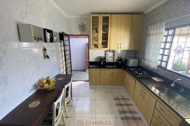 Casa &agrave; venda - 120m&sup2; - Centro
