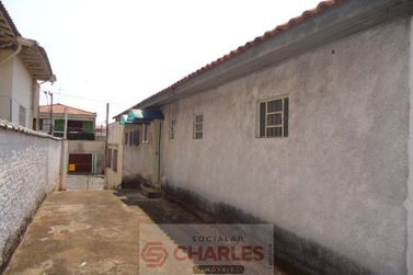 Casa &agrave; venda - 244m&sup2; - Centro