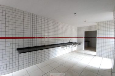 Sala Comercial para alugar - 350m&sup2; - Centro