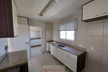 Apartamento para alugar - 105m&sup2; - Centro
