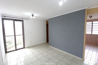 Apartamento para alugar - 46m&sup2; - Centro