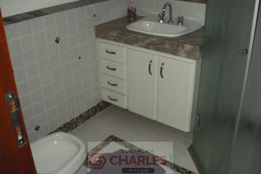 Casa &agrave; venda - 425m&sup2; - Centro