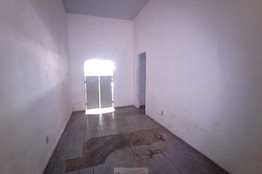 Sal&atilde;o Comercial para alugar - 160m&sup2; - Centro