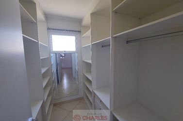 Apartamento para alugar - 105m&sup2; - Centro
