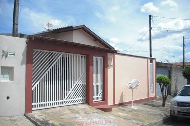 Casa &agrave; venda - 130m&sup2; - Centro