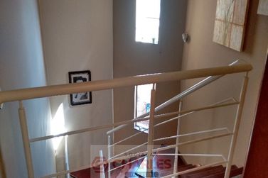 Casa &agrave; venda - 250m&sup2; - Centro