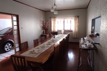 Casa &agrave; venda - 176m&sup2; - Centro