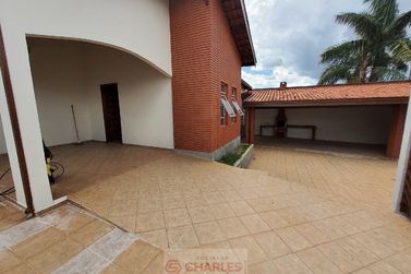 Casa &agrave; venda - 188m&sup2; - Centro