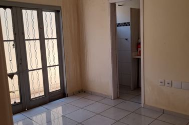 Casa &agrave; venda - 10m&sup2; - Centro