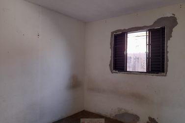 S&iacute;tio &agrave; venda - 10m&sup2; - Centro