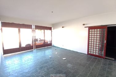 Casa para alugar - 130m&sup2; - Centro