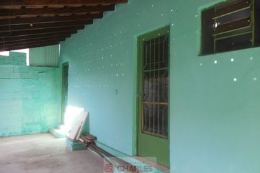 Casa para alugar - 10m&sup2; - Centro