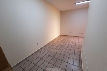 Sal&atilde;o Comercial para alugar - 45m&sup2; - Centro
